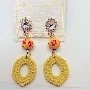 Earrings Crystal and Yellow Pierced! CUTE!